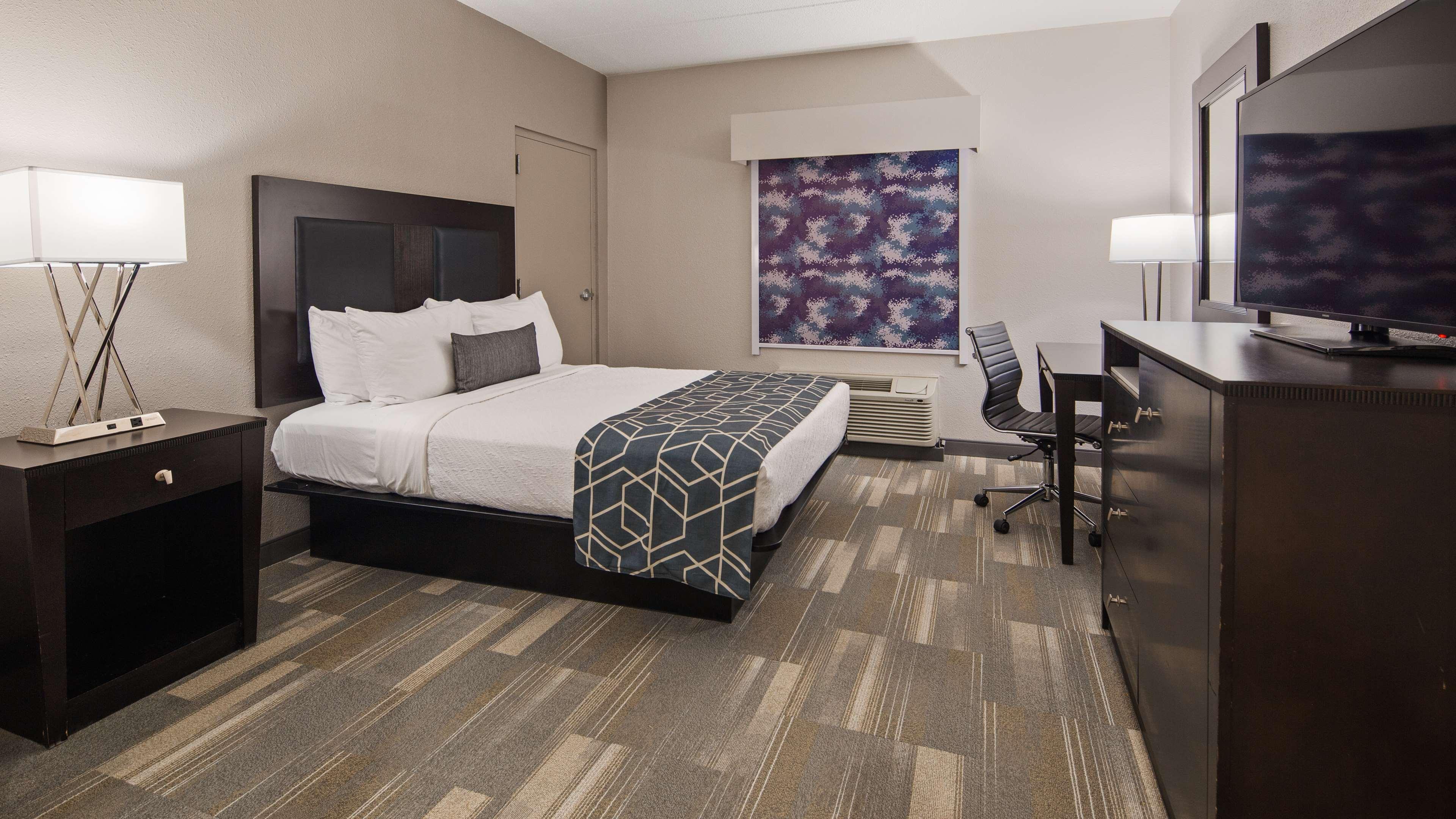 Best Western Plus Wilkes Barre-Scranton Airport Hotel Pittston Екстериор снимка