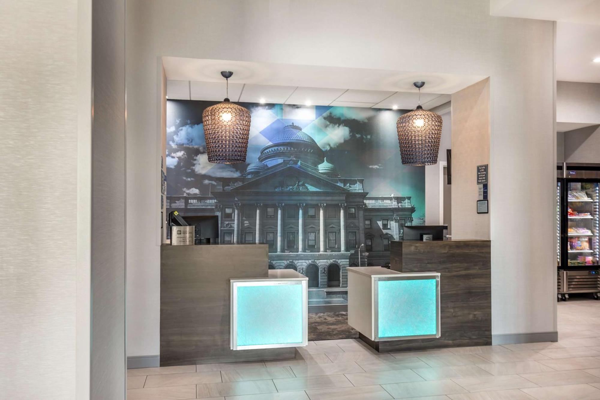 Best Western Plus Wilkes Barre-Scranton Airport Hotel Pittston Екстериор снимка