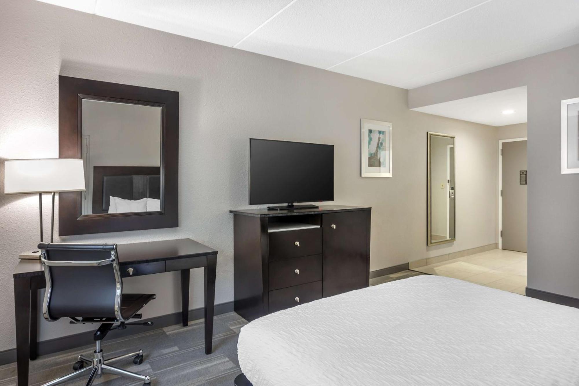 Best Western Plus Wilkes Barre-Scranton Airport Hotel Pittston Екстериор снимка