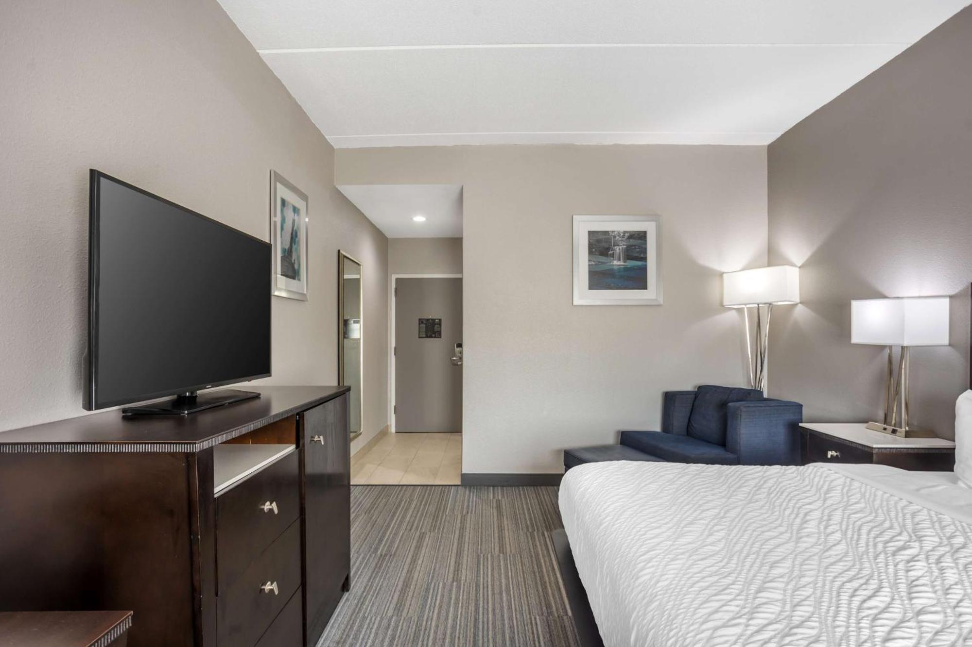 Best Western Plus Wilkes Barre-Scranton Airport Hotel Pittston Екстериор снимка