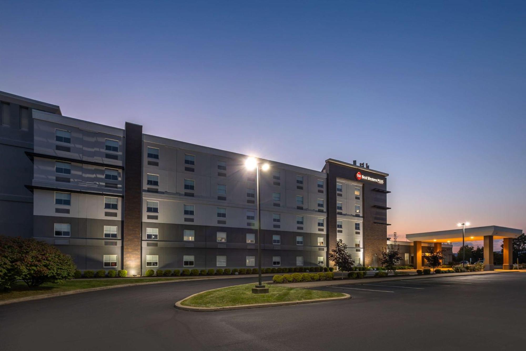 Best Western Plus Wilkes Barre-Scranton Airport Hotel Pittston Екстериор снимка