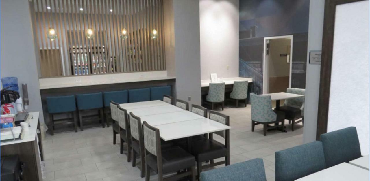 Best Western Plus Wilkes Barre-Scranton Airport Hotel Pittston Екстериор снимка